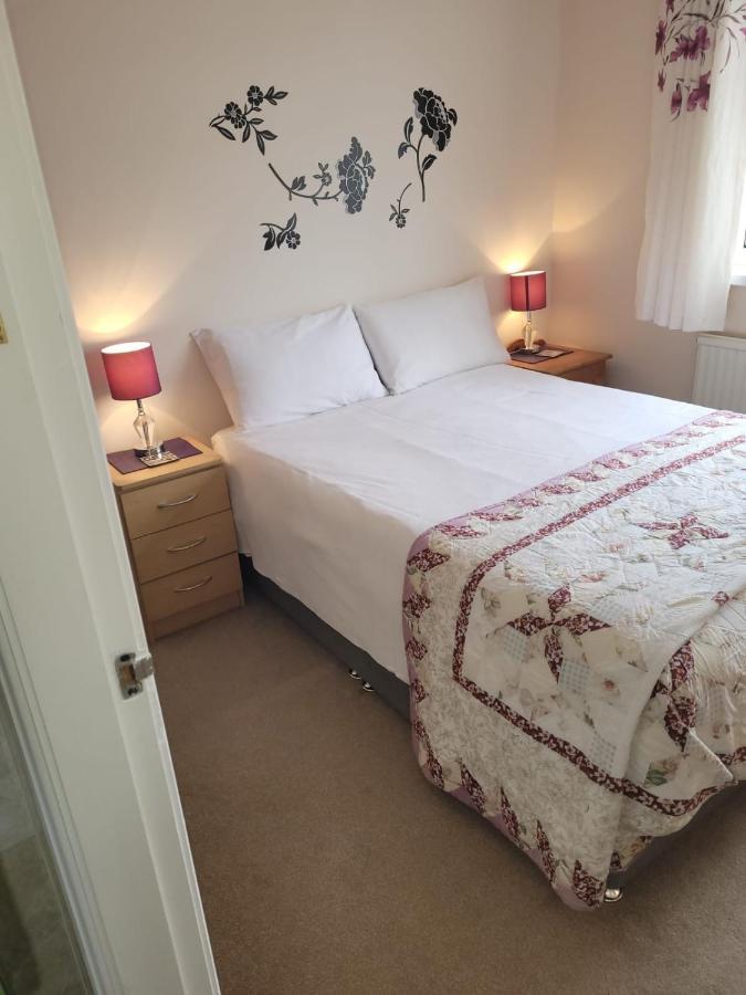 Smitten House 4 Bedroom 拉尔 外观 照片